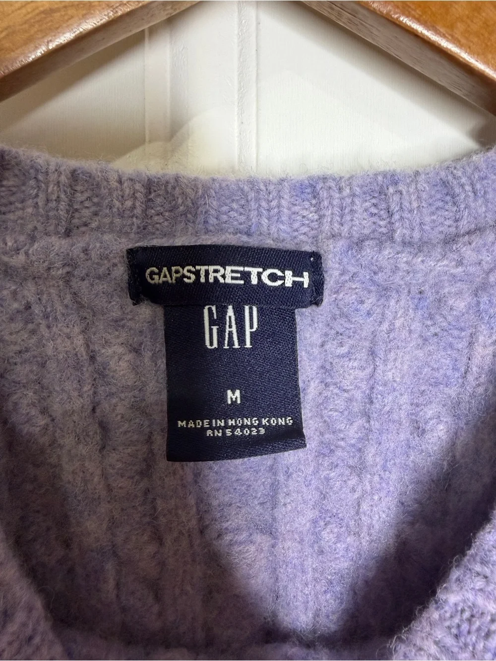 Gap Vintage Girls Purple Lavender Cable Knit Lambswool Sweater Size M